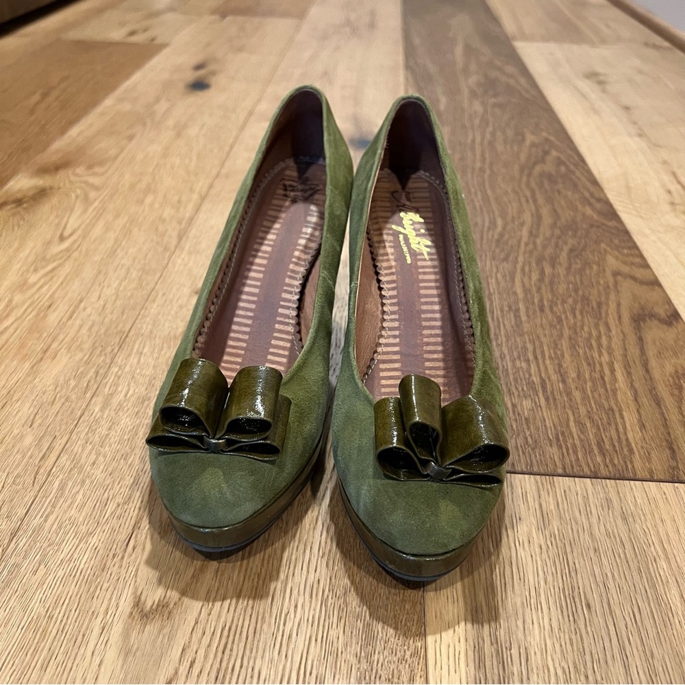 Anthropologie Miss Albright Nature Double Bow Green Heels - Picture 2 of 8